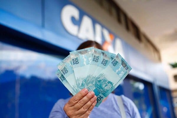 Caixa Tem: como pegar o valor de até R$3 mil mesmo com o nome sujo