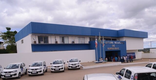 barreiras Barreiras (BA) abre concurso público com 231 vagas e salário até R$ 6 mil