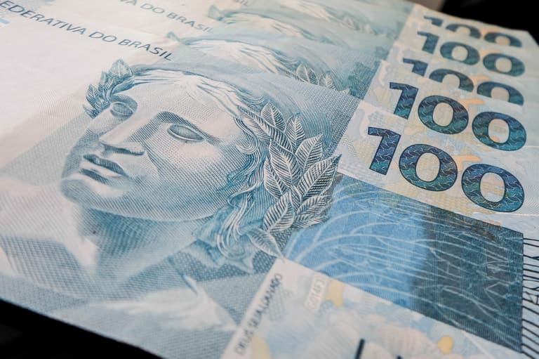 Partidos preparam novo projeto social maior que o Auxílio Brasil