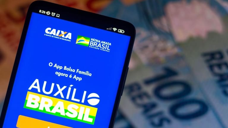 Auxílio Brasil
