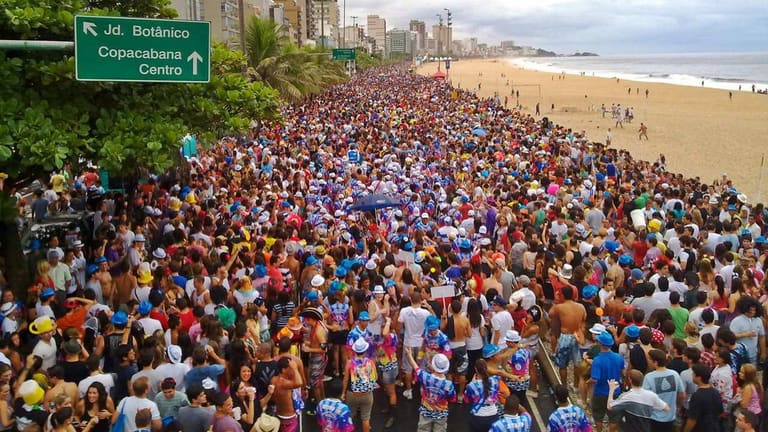 Carnaval é fonte de renda para trabalhadores