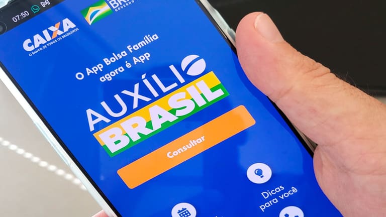 Auxílio Brasil: por que o meu app ainda não foi atualizado com as informações de junho?