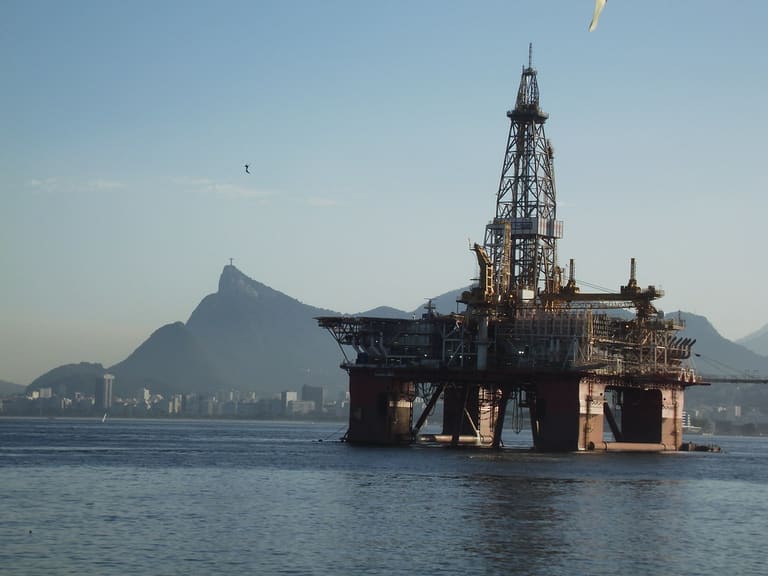 Diesel O que acontece se faltar diesel no Brasil?