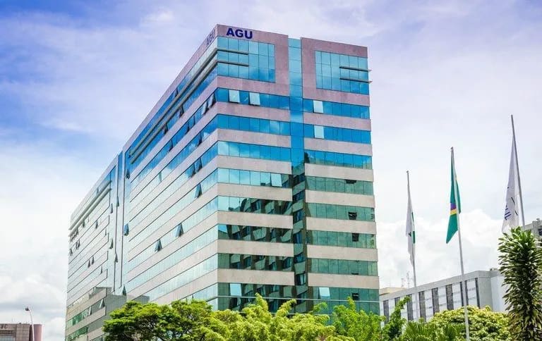 Concurso AGU: inscrições já estão abertas; 300 vagas com iniciais de R$ 21 mil
