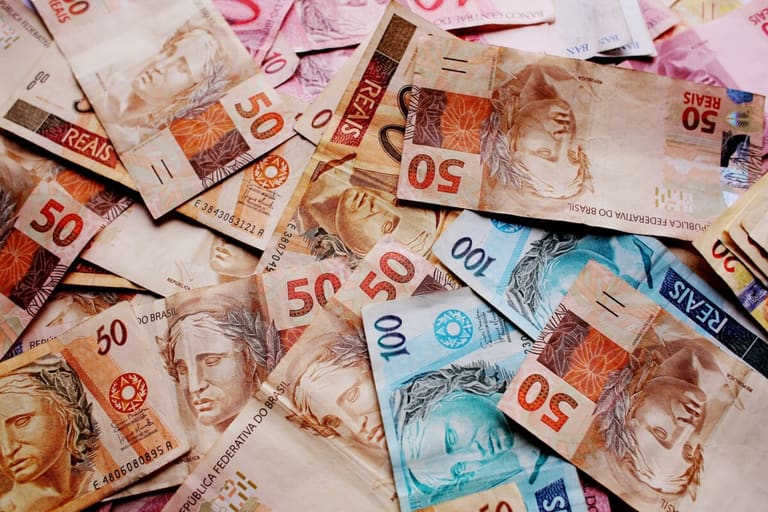 Nubank Nubank disponibiliza NOVO serviço que oferece até R$ 150 mil para clientes; Entenda
