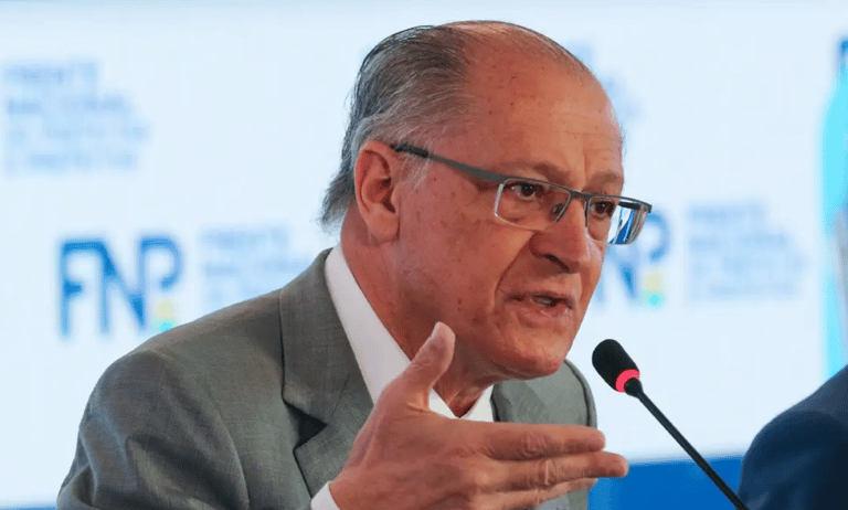 DESENROLA PARA EMPRESAS? Alckmin propõe alternativas após REFORMA TRIBUTÁRIA