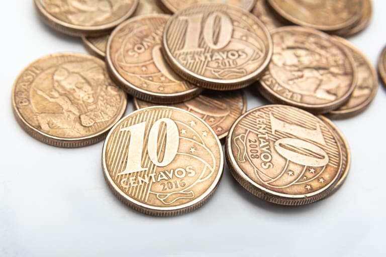 Falha em moeda de 10 CENTAVOS eleva seu valor em 8 MIL VEZES