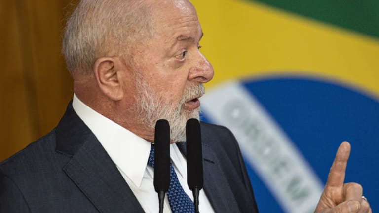 Lula deve apresentar PL que regulamenta trabalho por app nesta segunda, 4