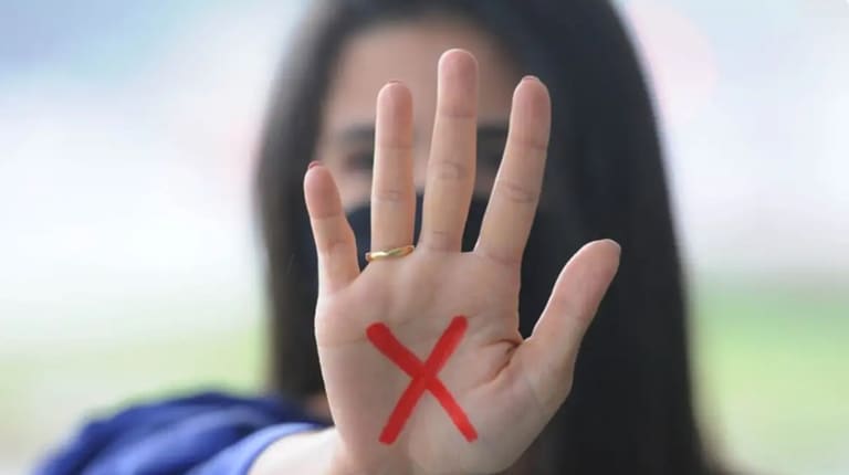 OFICIAL! Nova Lei garante PRIORIDADE em cirurgias para mulheres vítimas de violência