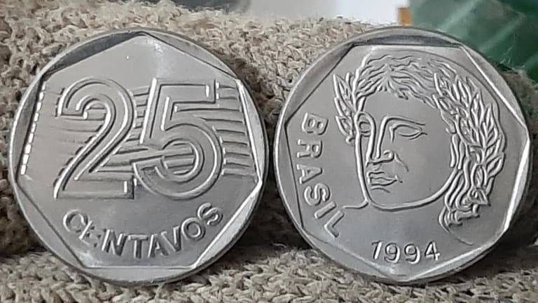 TABELA COMPLETA: Veja quais são as moedas de 25 centavos que podem render um bom dinheiro