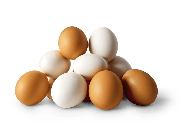 Pirâmide de ovos brancos e marrons misturados sobre fundo branco minimalista