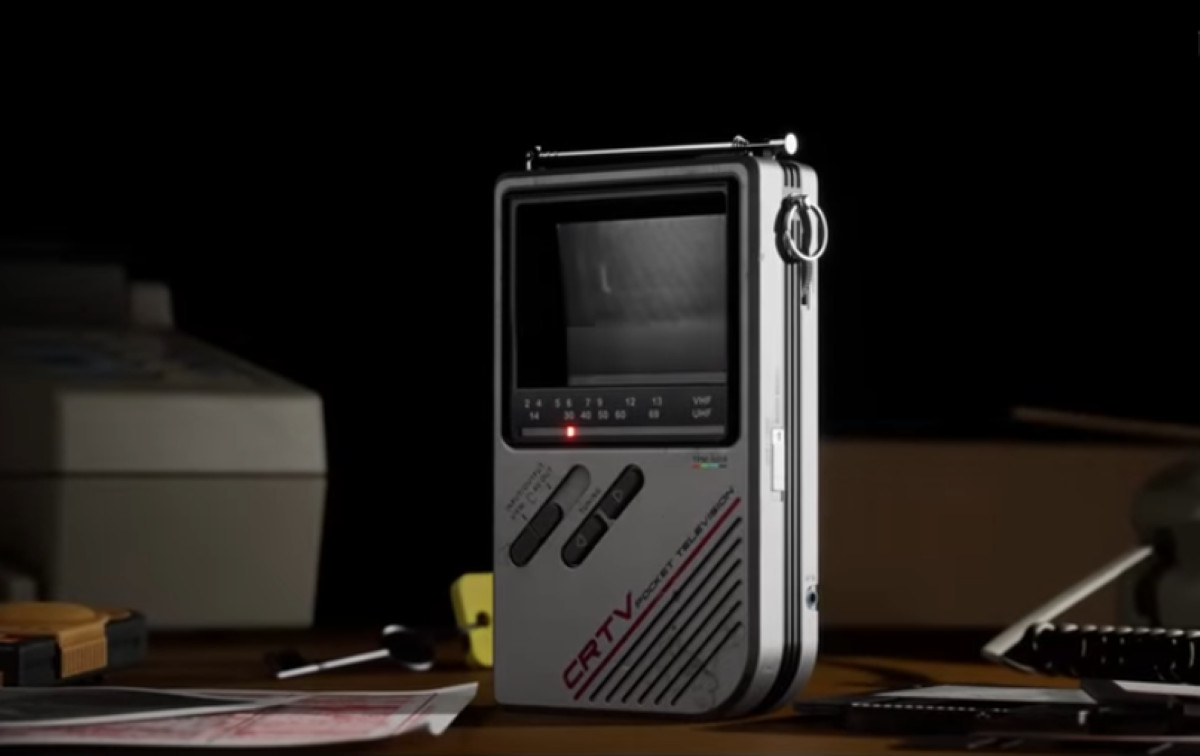 Konami marca transmissão de Silent Hill Townfall para esta quinta (12) 2 Gravador portátil em ambiente escuro representando o clima de mistério de Silent Hill Townfall com participação da Annapurna Interactive