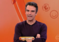 Tadeu Schmidt apresenta a dinâmica da quinta berlinda do BBB 26 em estúdio da Globo
