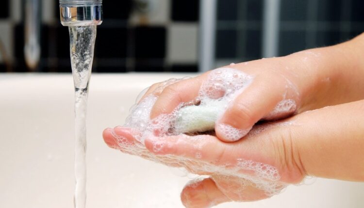 lavar as mãos alunos unicef oms