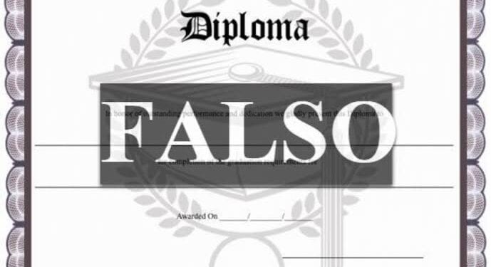 Diploma falso