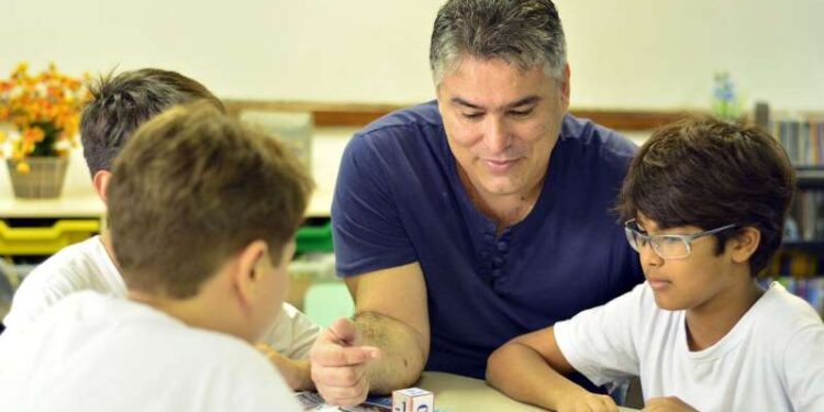 professor vencedor do Prêmio Shell de Educação Científica