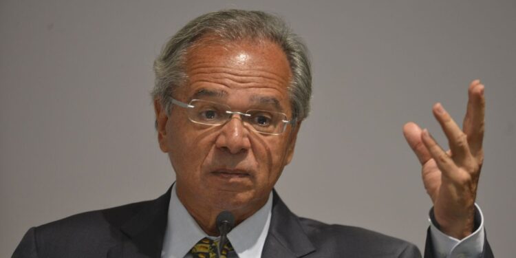 paulo guedes comida