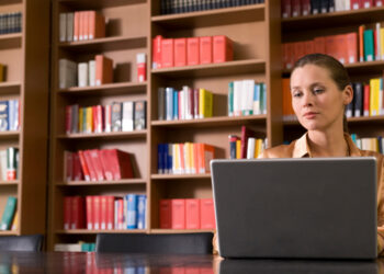 bibliotecários volta às aulas