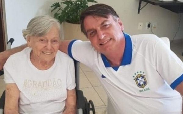 mãe Bolsonaro coronavac