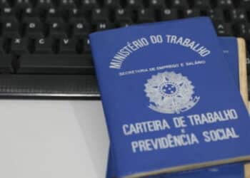 Brasil atinge recorde de 14,3 milhões de desempregados