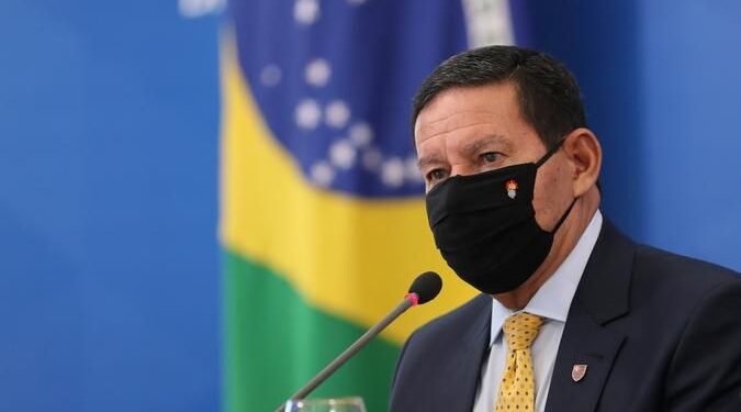 mourão máscaras aglomeração