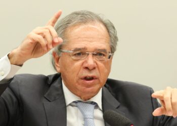 paulo guedes comida