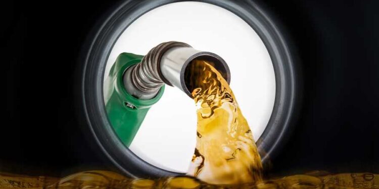 Gasolina e diesel terão novo aumento nesta sexta-feira, anuncia Petrobras