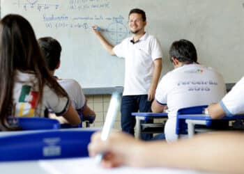 escolas pernambuco aulas presenciais