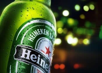 Heineken vende operação por um euro e deixa país