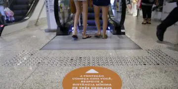 Shoppings começam a cobrar Auxílio Emergencial do Governo Federal