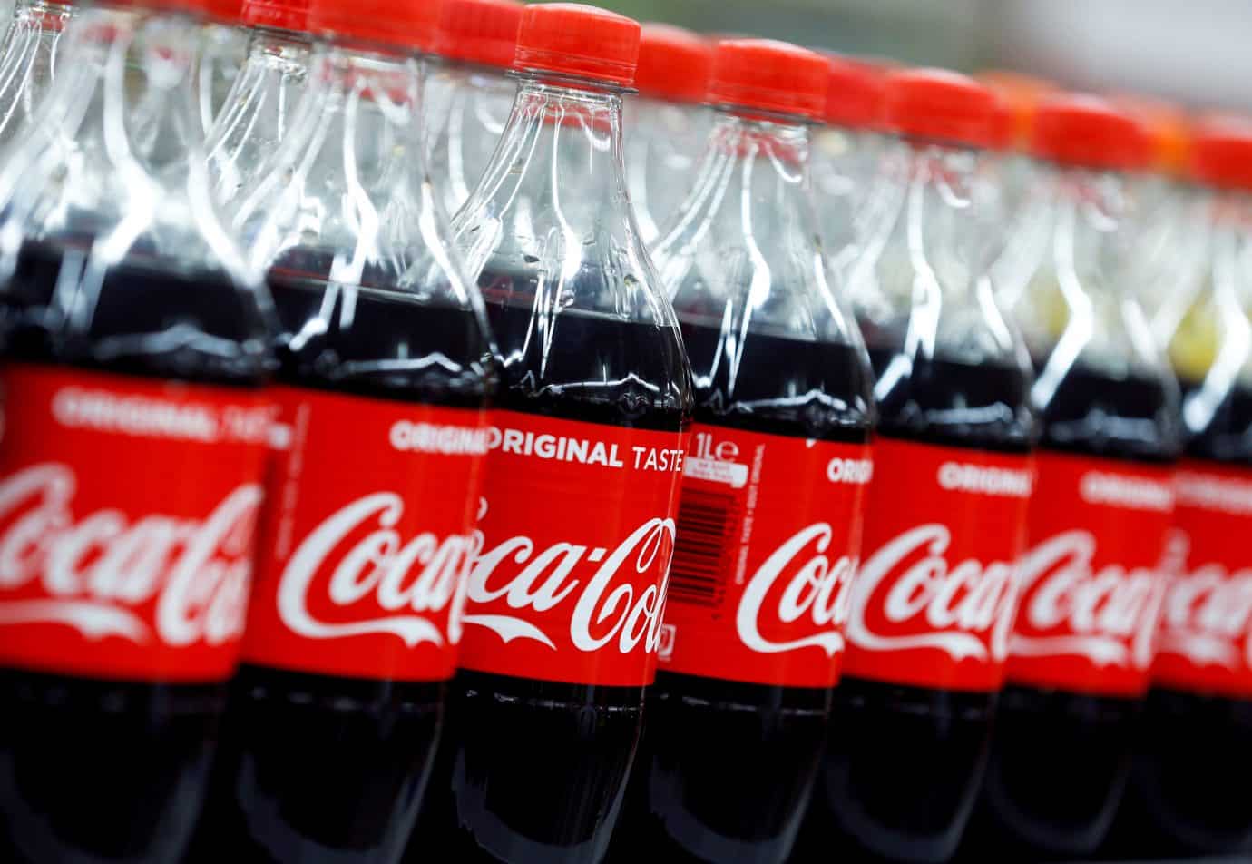 Coca-Cola terá novo sabor criado por Inteligência Artificial; entenda