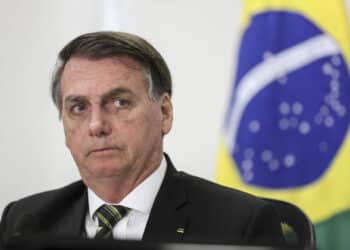 Bolsonaro quer faixa de isenção do Imposto de Renda em R$ 2.500
