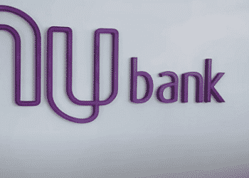 Nubank Rewards vale a pena? Confira a comparação com o Banco Inter!