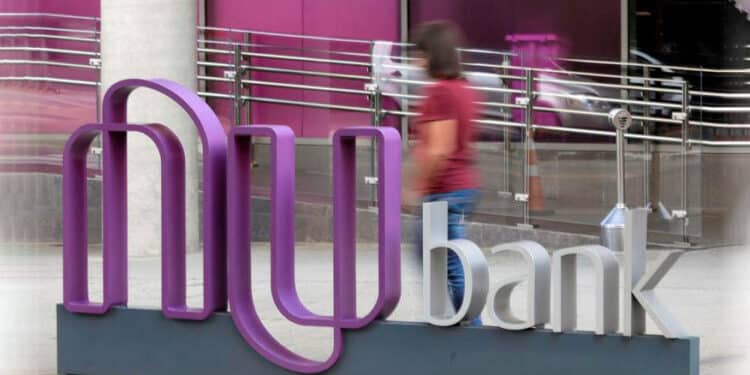 Nubank altera 3 itens em seu contrato; Confira as mudanças!