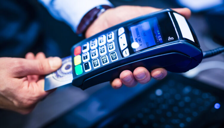 Tentativas de fraudes com cartão de crédito subiu 33% no semestre