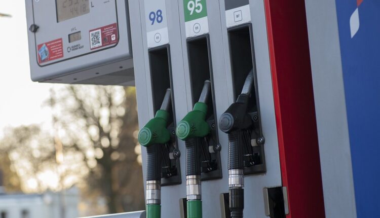Preço do diesel tem alta de 5,55% na primeira quinzena de outubro