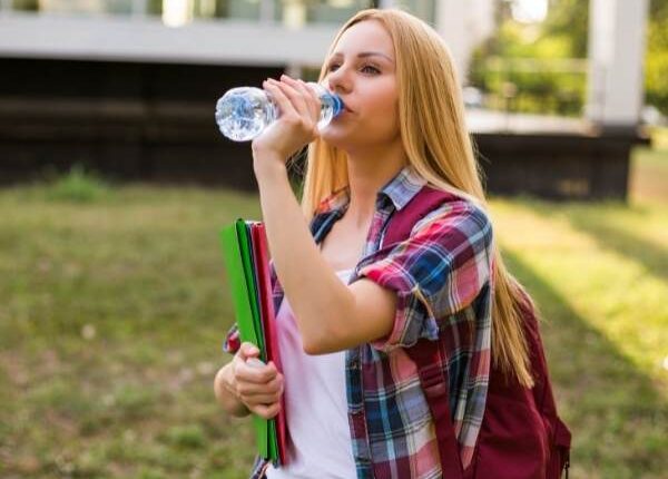 Importância da hidratação na hora dos estudos