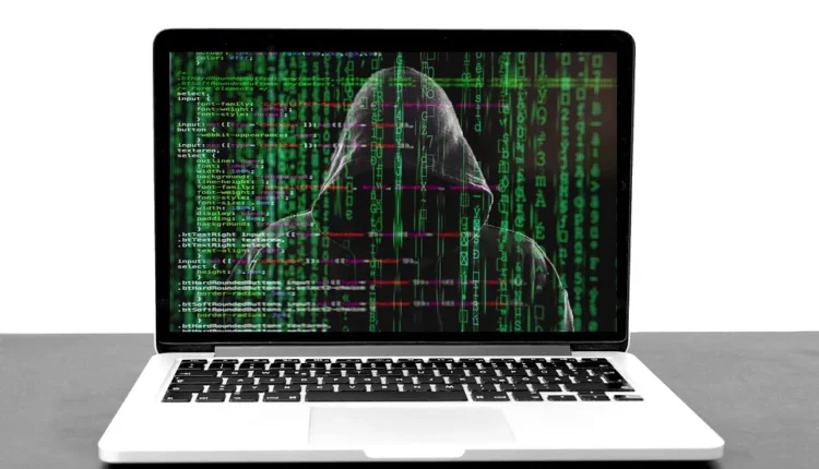 Ataques cibernéticos são os principais fatores de risco para empresas