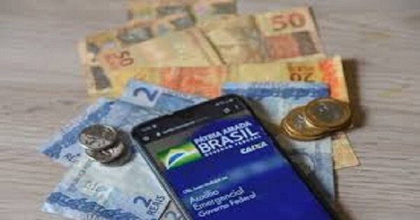 Auxílio Brasil de R$400 é liberado nesta segunda; veja como receber