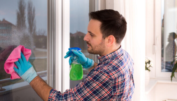 Como limpar janelas facilmente -- Reprodução Canva