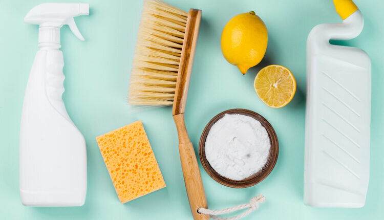 Como usar limão na limpeza da casa veja 3 misturinhas caseiras essenciais - Reprodução Canva