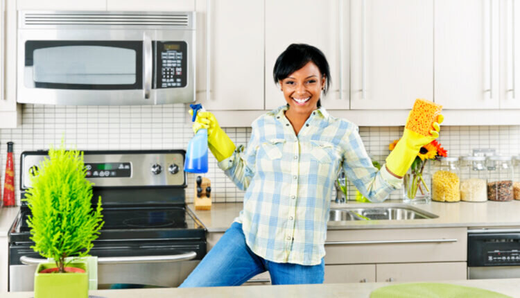 Descubra a misturinha caseira mais poderosa para limpar a cozinha - Reprodução Canva
