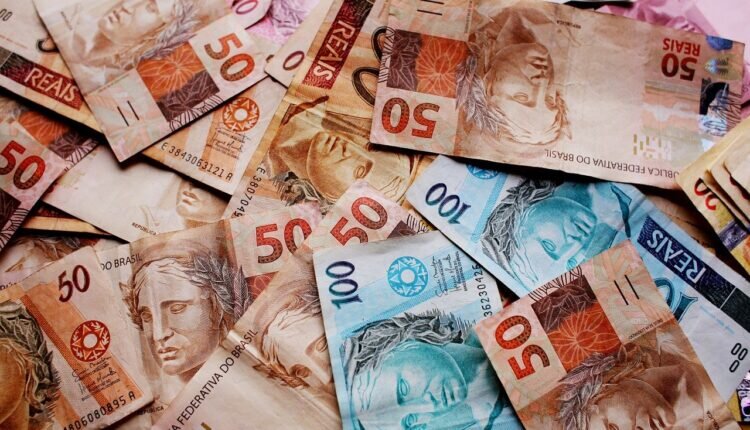 Valores a receber: 39 milhões de brasileiros têm R$ 27,71 bilhões para receber