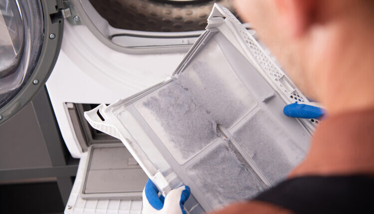 Aprenda como fazer limpeza no filtro da máquina de lavar - Reprodução Canva