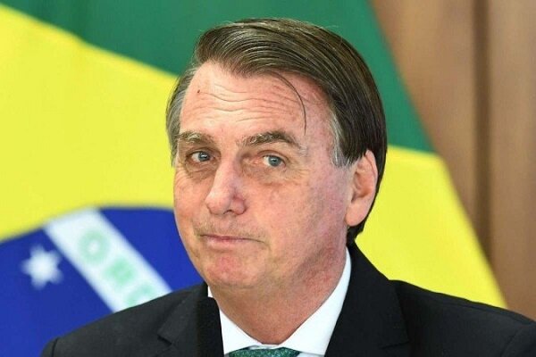 Bolsonaro assina liberação do novo auxílio de R$65. Veja quem pode