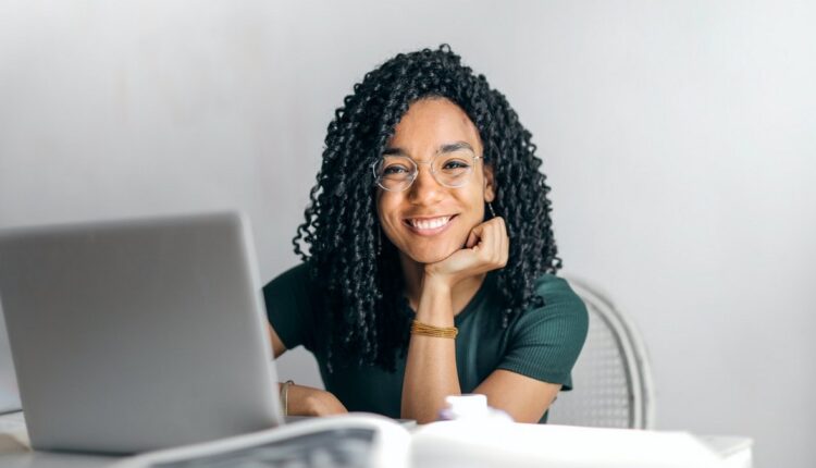 Empresa lança Programa Jovem Aprendiz exclusivamente para pessoas pretas e pardas