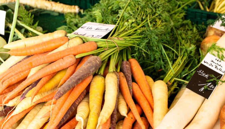 Como escolher cenoura no mercado - Reprodução Canva