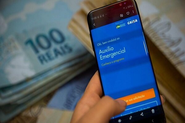 Auxílio emergencial paga 5 parcelas de R$600 em maio para ESTE grupo