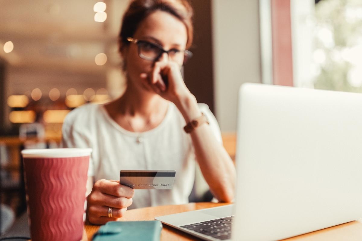 Fraude no cartão de crédito: como saber se alguém usou seu cartão?