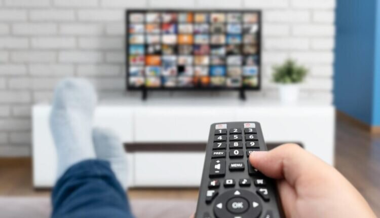 Como escolher TV para sala: dicas primordiais para não errar